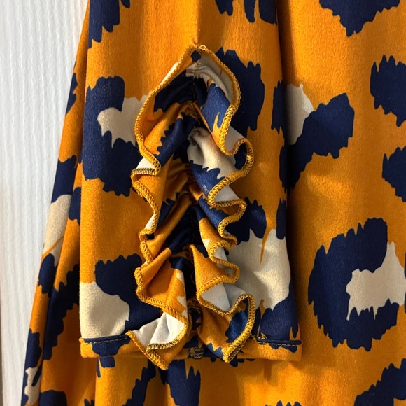 Leopard Print Tunic Top - Mustard and Navy - Picture 3 of 6